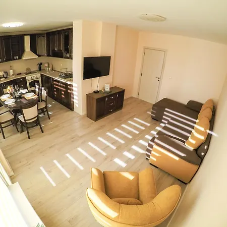 Apartment Grand Bogoridi - Center Near To Sea And Sea Garden