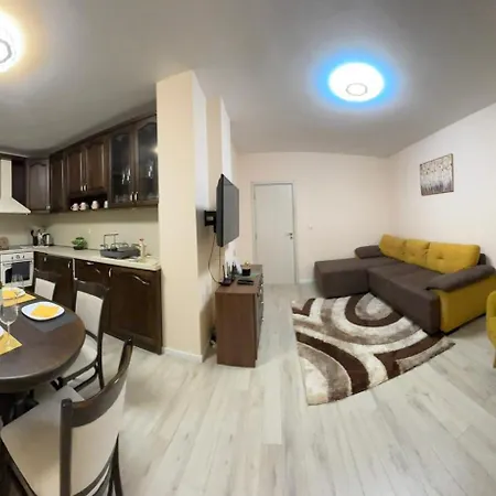 Grand Bogoridi - Center Near To Sea And Sea Garden Apartment