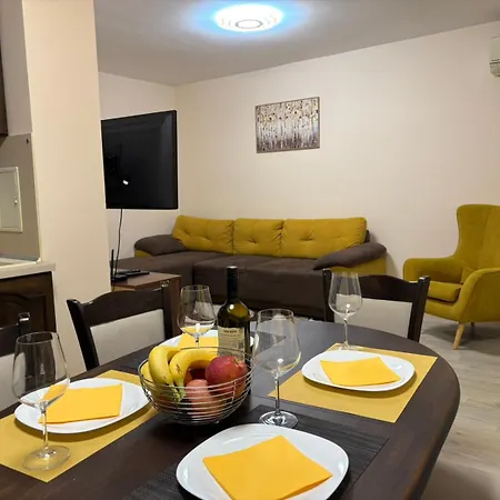 Grand Bogoridi - Center Near To Sea And Sea Garden Apartment