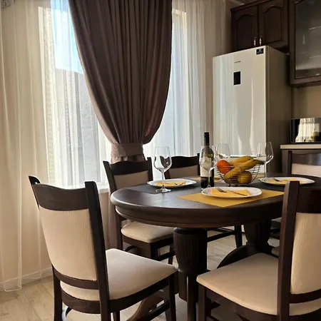 Апартамент Grand Bogoridi - Center Near To Sea And Sea Garden *