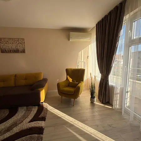 Apartment Grand Bogoridi - Center Near To Sea And Sea Garden