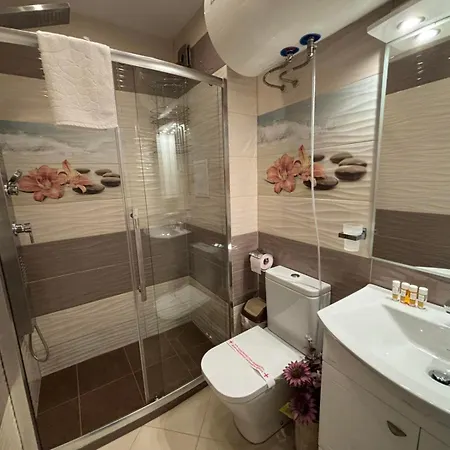 Grand Bogoridi - Center Near To Sea And Sea Garden