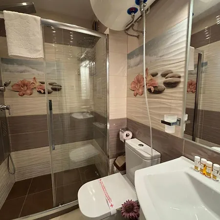 Grand Bogoridi - Center Near To Sea And Sea Garden Апартамент *