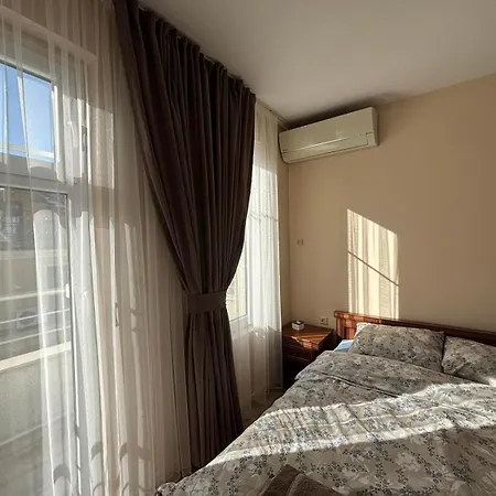 Grand Bogoridi - Center Near To Sea And Sea Garden アパート