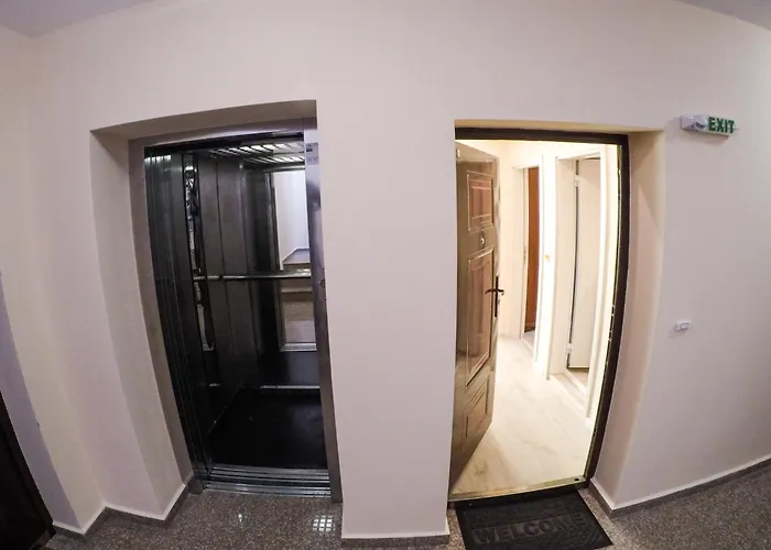 Grand Bogoridi - Center Near To Sea And Sea Garden * 布尔加斯