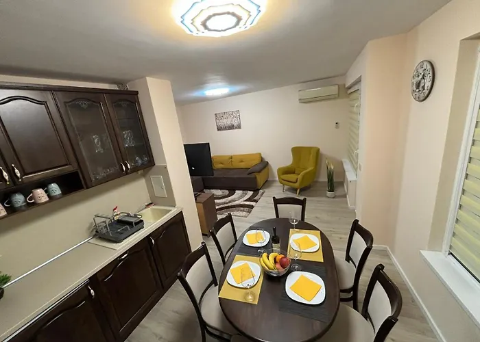 Grand Bogoridi - Center Near To Sea And Sea Garden 公寓 *