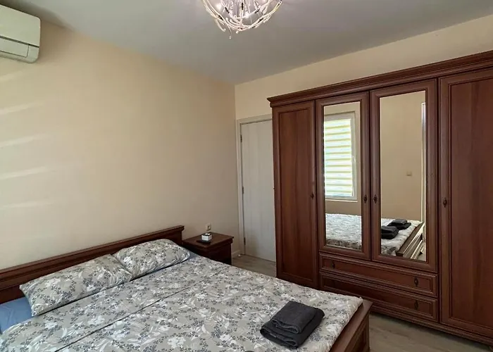 Grand Bogoridi - Center Near To Sea And Sea Garden *