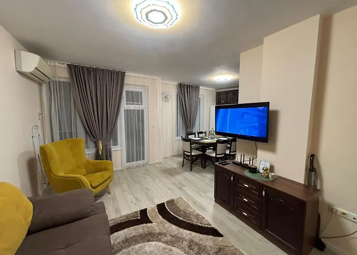 Grand Bogoridi - Center Near To Sea And Sea Garden * 布尔加斯