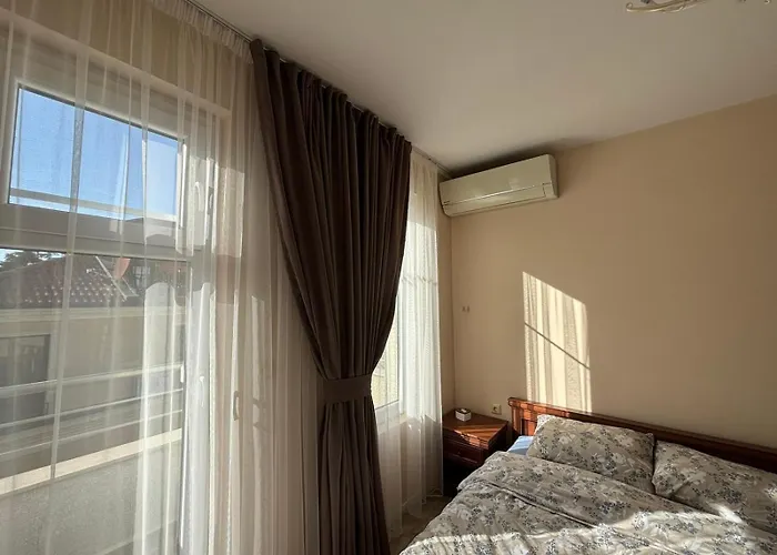 公寓 Grand Bogoridi - Center Near To Sea And Sea Garden *