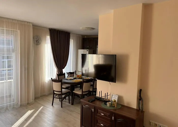 Grand Bogoridi - Center Near To Sea And Sea Garden 公寓